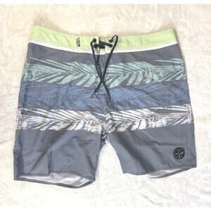 Salt Life Swim Trunks Mens 38 Green Board Shorts SLX-QD Vapor Stretch Green gray